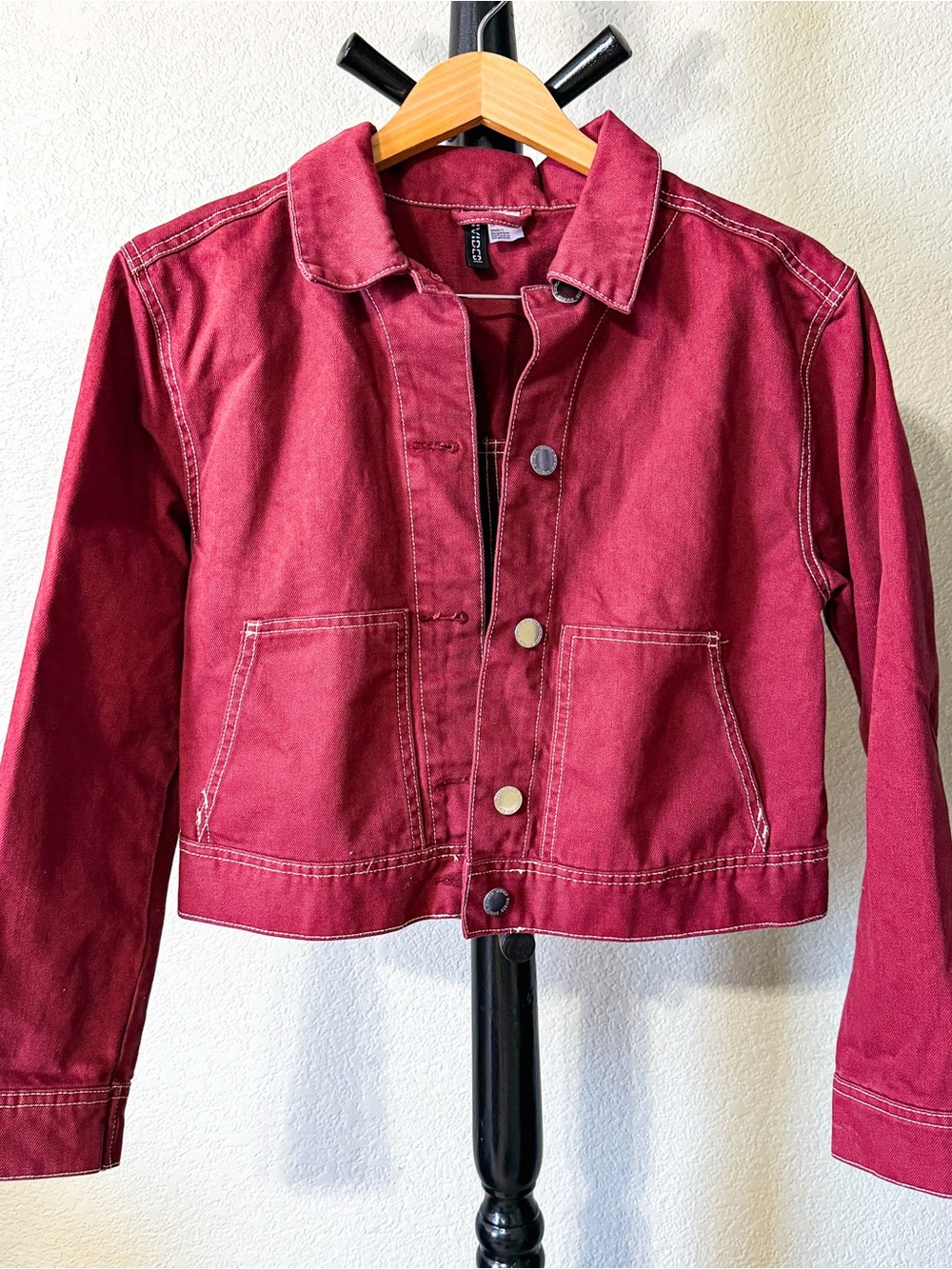 H&M Women's Denim Jacket Maroon